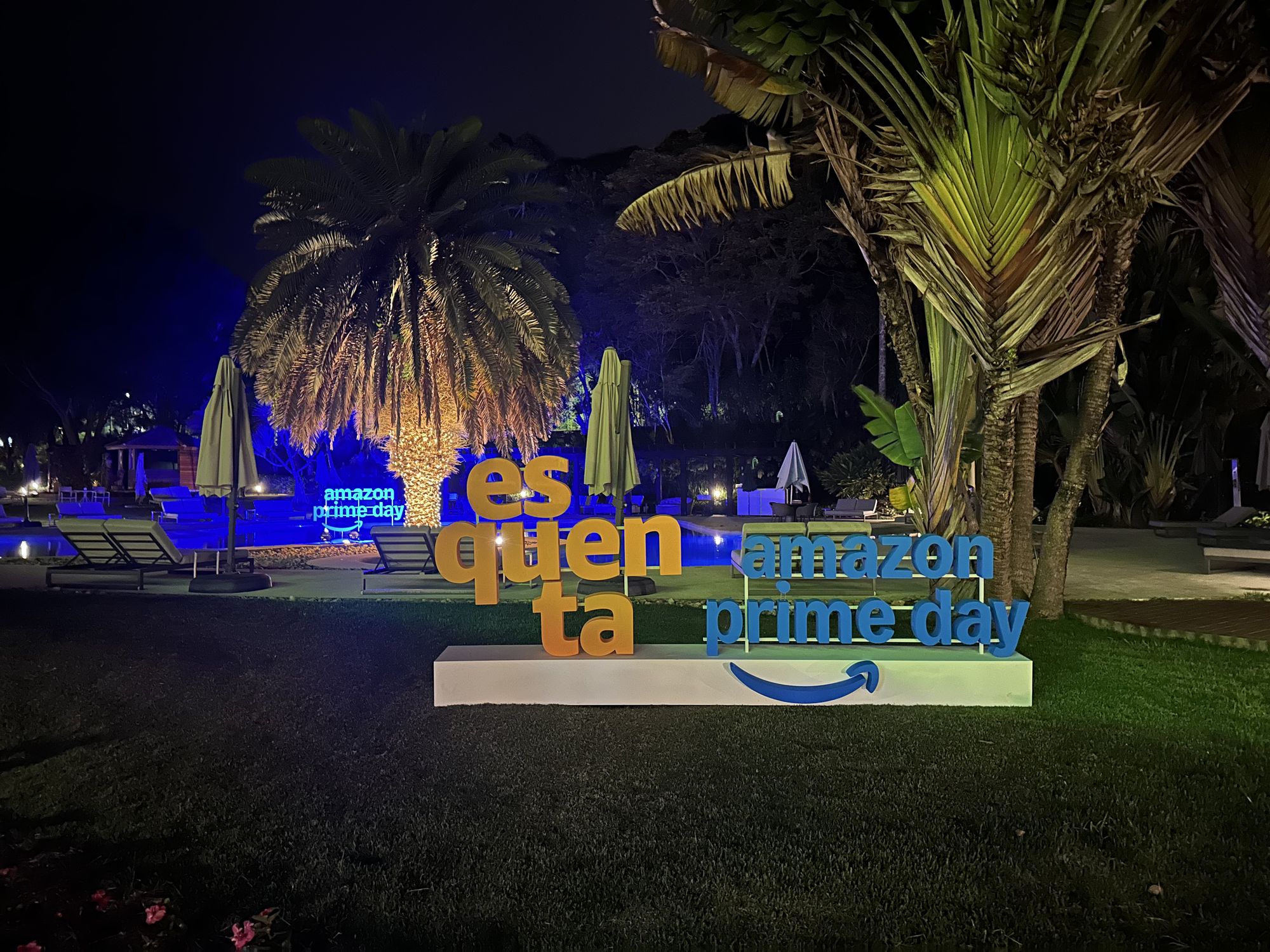 Ativação noturna em jardim